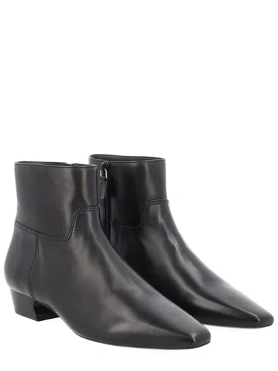 Stuart Weitzman Stassi Ankle Boot In Black