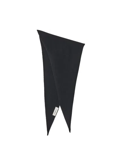 Lisa Yang Florianne Triangular Scarf In Black