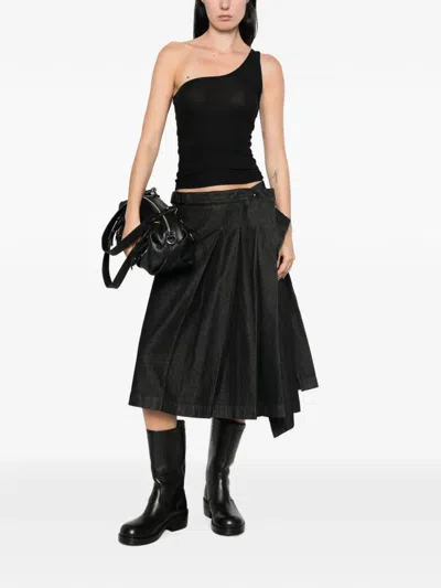 Baserange One-shoulder Ribbed Top In Black