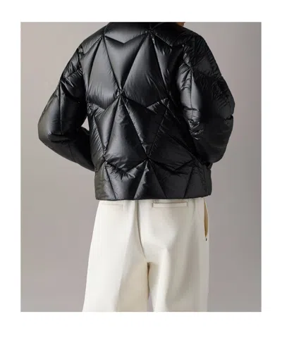Moose Knuckles Long-sleeved Down Jacket In Black