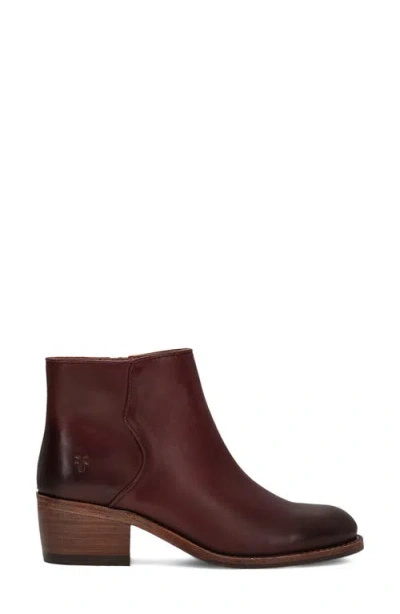 Frye Carson 2 Piping Bootie In Merlot