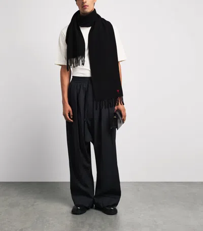 Ami Alexandre Mattiussi Ami Paris Ami De Coeur Wool Scarf With Fringed Edges In Black