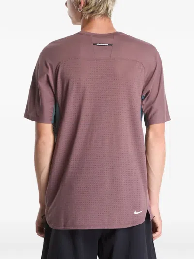 Nike Solar Chase T-shirt In Pink