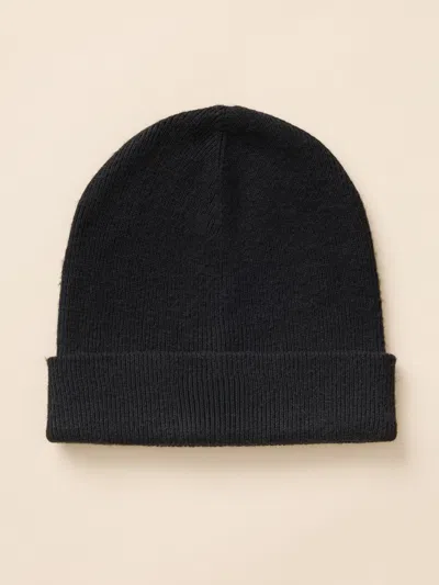 Faherty Essential Beanie In Black