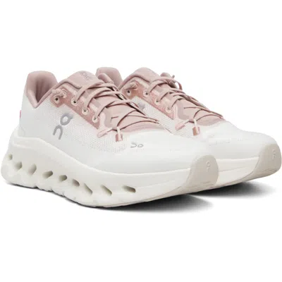 On Cloudtilt Tech Fabric Cushied Sole Sneakers In White