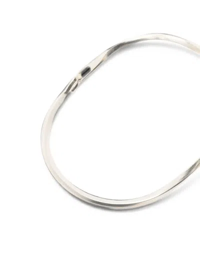 Werkstatt:münchen Side Hook Twisted Bangle In Metallic