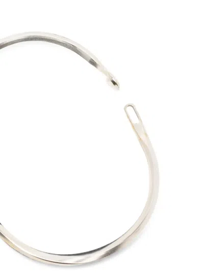 Werkstatt:münchen Side Hook Twisted Bangle In Metallic