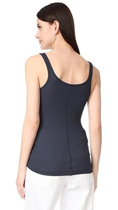 Vince Ribbed Scoop-neck Tank Top In Coastal