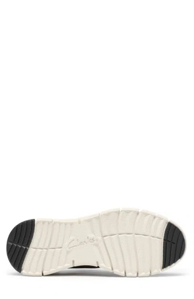 Clarks ® Step 365 Plain Sneaker In Multi