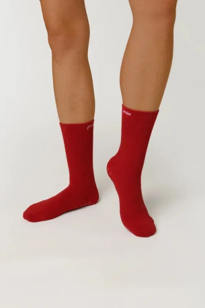 Fraise Script Grip Socks In Red