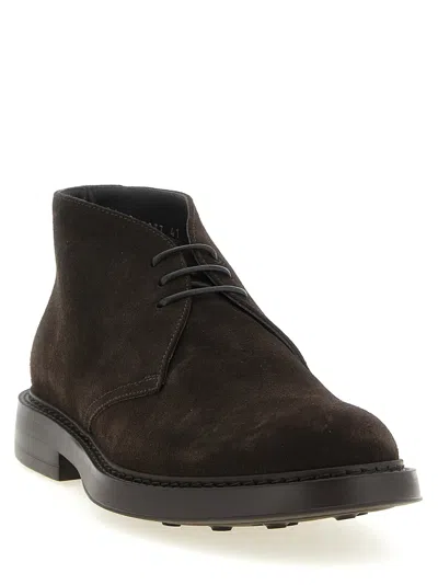 Doucal's Suede Chukka Boot In Black