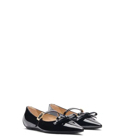 Stuart Weitzman Flat In Black