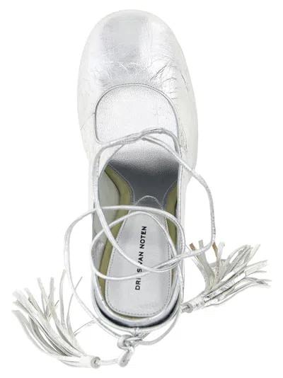Dries Van Noten Craquelé-effect Laminated Leather Heel In Silver