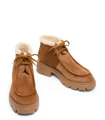 Stuart Weitzman Shearling-lined Boot In Tan
