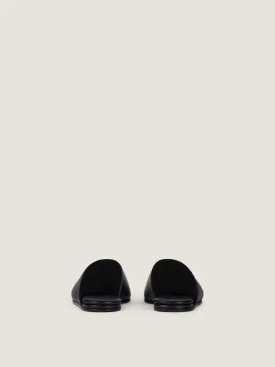 Givenchy Giv H26 Mule In Black