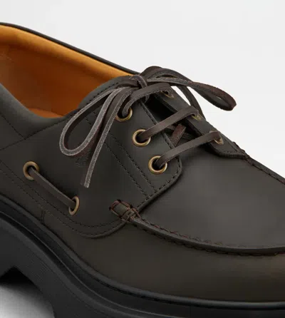 Hogan Derby Flat In Brown