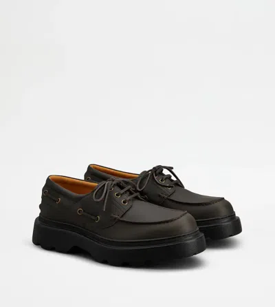 Hogan Derby Flat In Brown