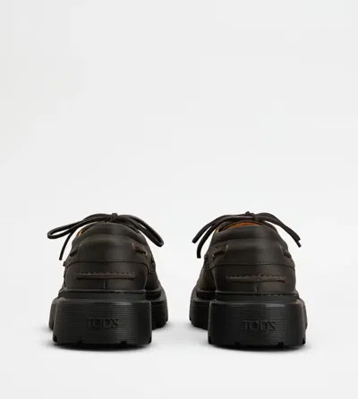 Hogan Derby Flat In Brown