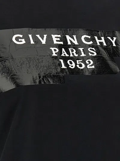 Givenchy Paris T-shirt In Black