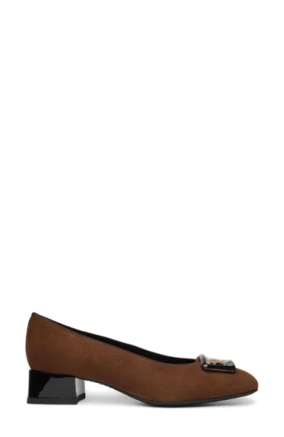 Ara Gale Pump In Brown