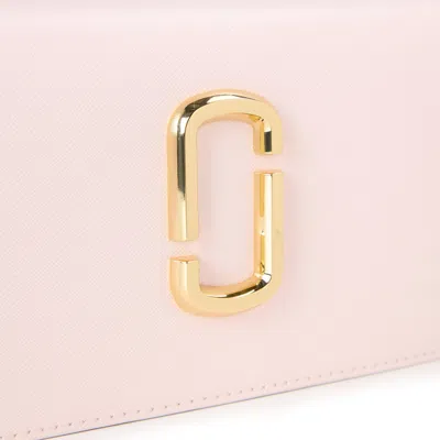 Marc Jacobs Solid Wallet On Chain In Pink