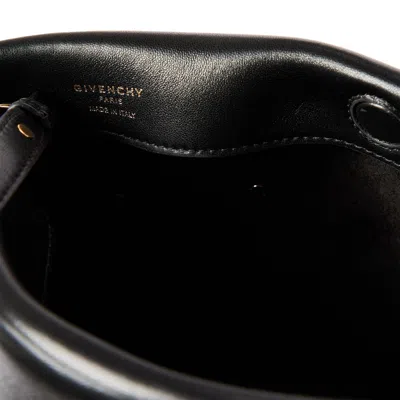 Givenchy Solid Clutch Bag In Black