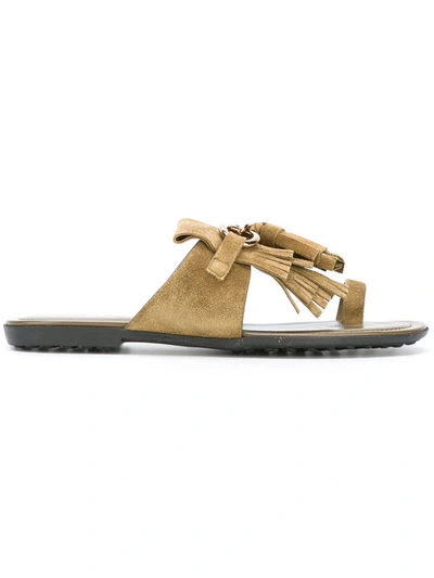 Tod's Thong Fringed Flat Sandals In Green
