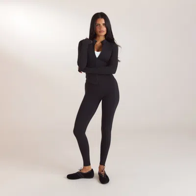 Lounge Black In Black