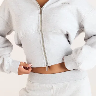 Lounge Grey In White