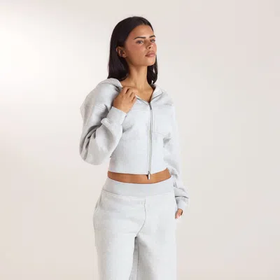 Lounge Grey In White