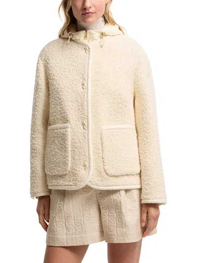 Moncler Down Jacket In Beige