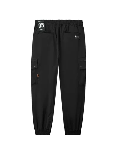 Izzue Multi-pocket Cargo Pants In Black