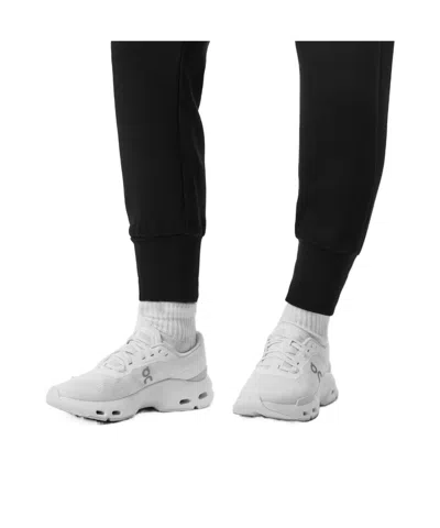 On Solid Color Sneakers In White