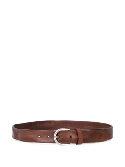 BUCKLE-FASTENING LEATHER BELT