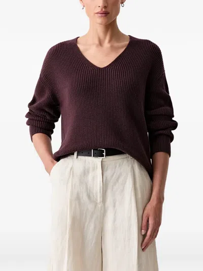 RIBBED V-NECK SWEATER