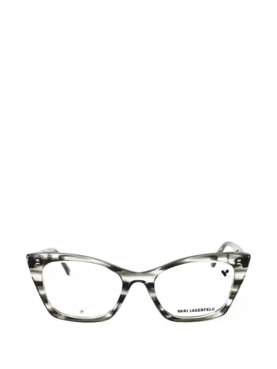 CAT-EYE FRAME GLASSES