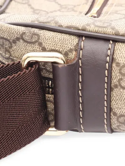 Pre-owned Gucci 2000s Gg Supreme Shoulder Bag In Neutrals