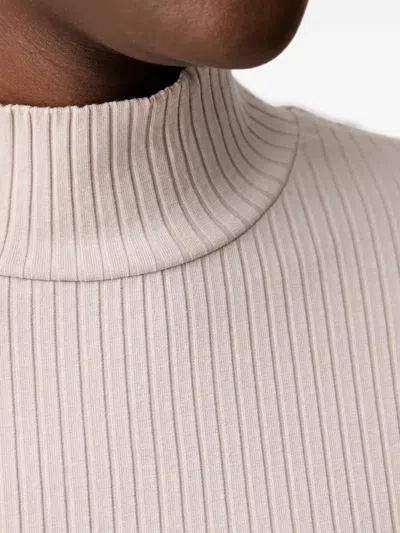 RIBBED-KNIT HIGH-NECK T-SHIRT