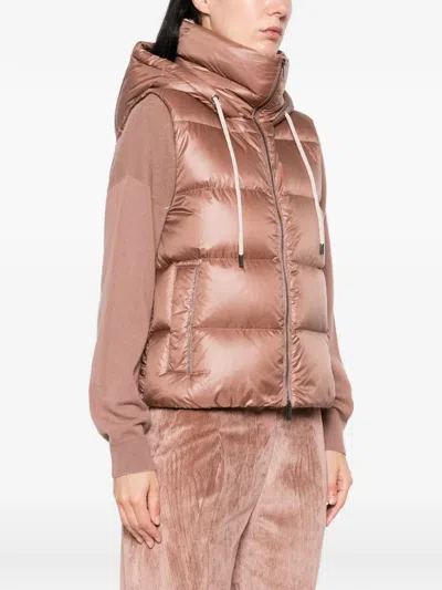 QUILTED HOODED PUFFER GILET