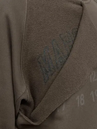LOGO-PRINT SWEATSHIRT
