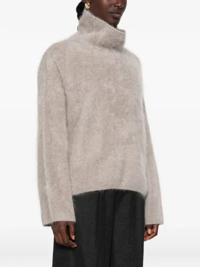 BRUSHED CASHMERE SWEATER
