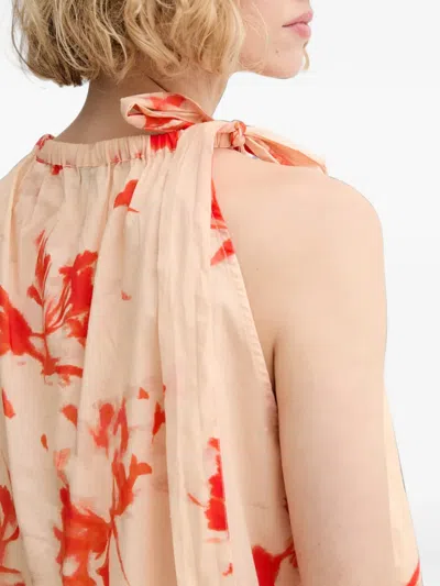 FLORAL-PRINT HALTERNECK TOP