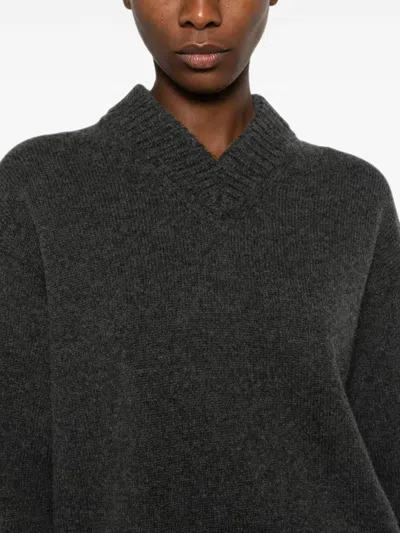 JULIE V-NECK SWEATER