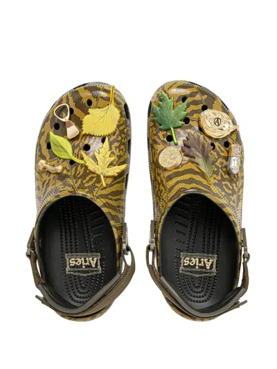 Crocs Aries Classic Clogs Dark Algae In Gold