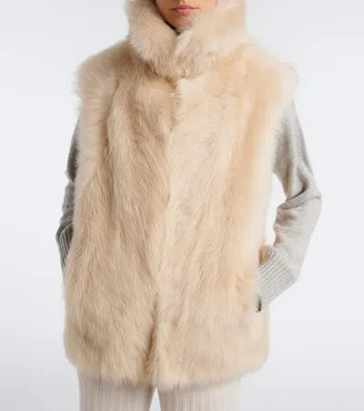 Eleventy Shearling Vest In Neutral
