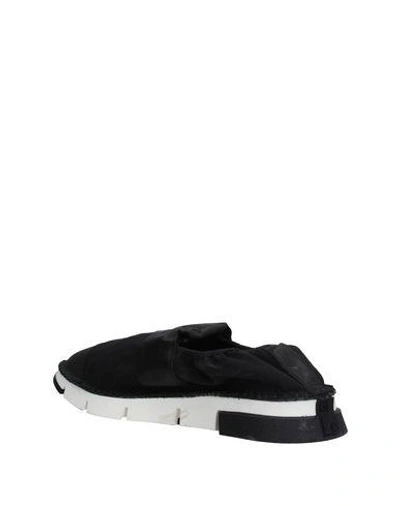 Shop Cinzia Araia Sneakers In Black