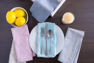 Dii Solid Chambray Cotton Tablecloth In Blue