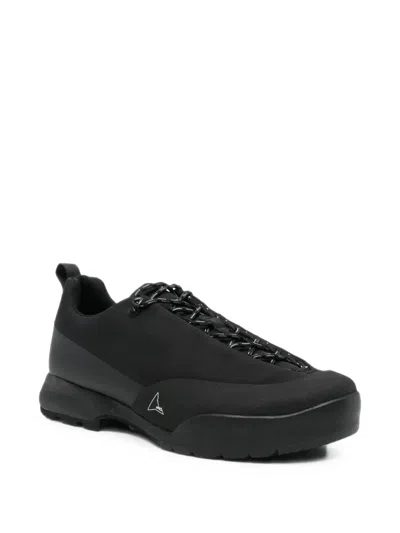 Roa Logo-print Panelled Sneakers In Black
