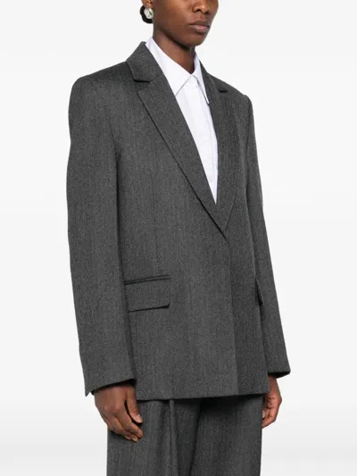 Totême Herringbone-pattern Wool Blazer In Gray