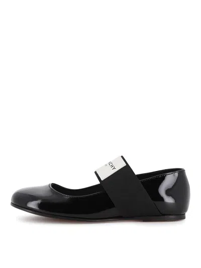 Givenchy Patent Leather Flats In Black